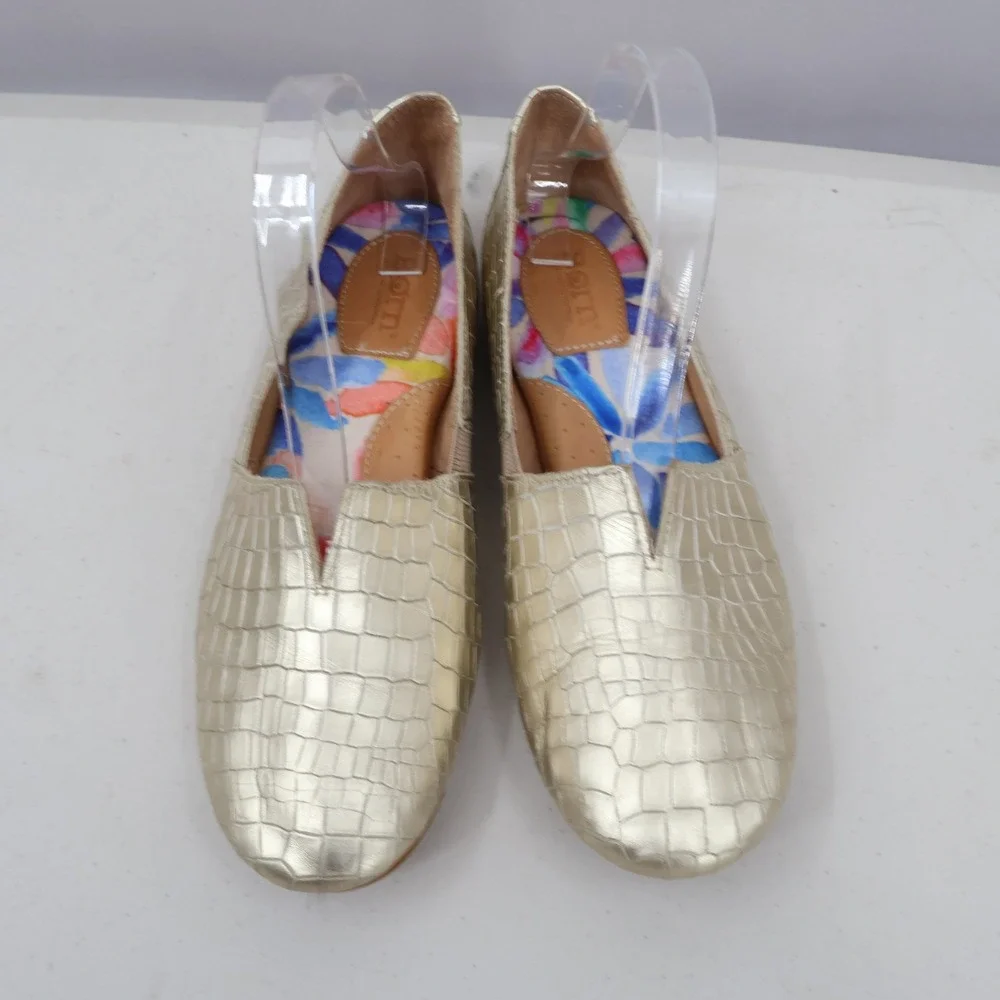 Born Metallic Ballet Flats Women 9 Gold Loafer Crocodile Embossed Leather D74610